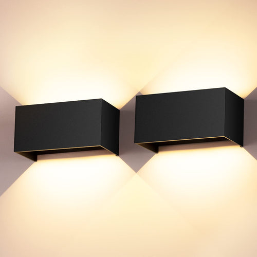 Cwycfw 24W LED Wandleuchte Aussen/Innen – Schwarz Warmweiss 2er Set. Schwarze LED-Wandleuchten mit warmweißem Licht zur Aussen- und Innenbeleuchtung.