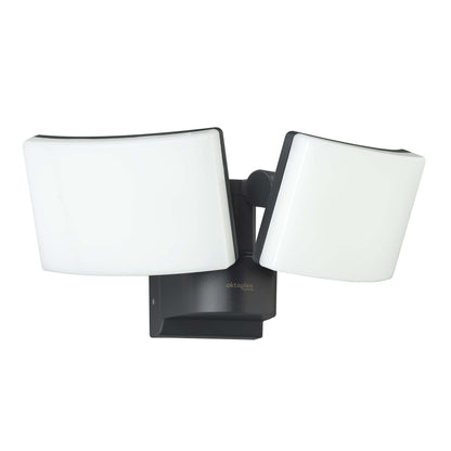 Oktaplex lighting Cali Dos 40W LED Aussenstrahler - Anthrazit Warmweiss. Flacher, anthrazitfarbener Rechteckstrahler. Beleuchtet Aussenbereiche grossflächig warmweiss.