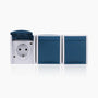 Busch-Jaeger 2300/3 EW-53 SCHUKO-Steckdose 3-fach IP44, grau, mit Klappdeckel aus Thermoplast