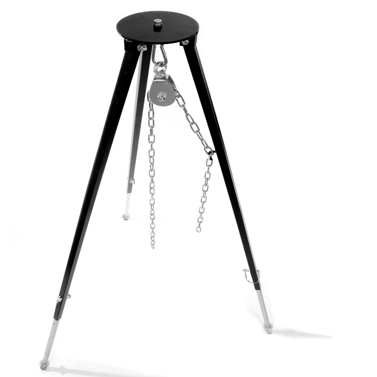 Profi Massiv-Dreibein Grill Kesselhalter - 200cm Edelstahl. Silbernes Edelstahl-Dreibein hält Grillkessel über offenem Feuer.