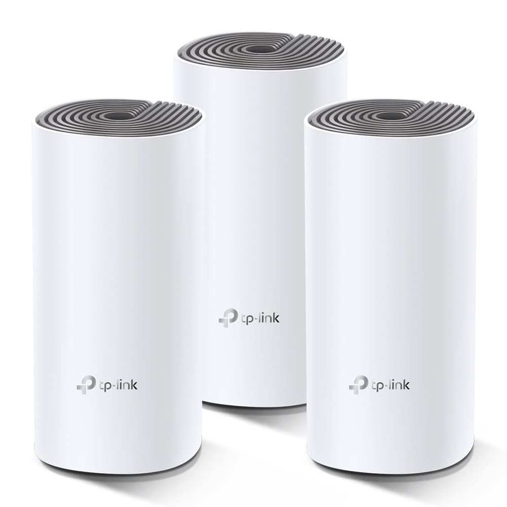 TP-Link Deco E4 Mesh WLAN System AC1200 - 3er Pack Weiss: Drei weiße, zylindrische Stationen schaffen nahtloses AC1200 WLAN für große Wohnflächen.