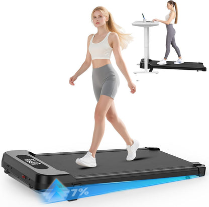 HomeFitnessCode Walking Pad Untertisch Laufband Neigung. Schlankes schwarz-weißes Laufband für Fitness beim Arbeiten, mit verstellbarer Neigung.