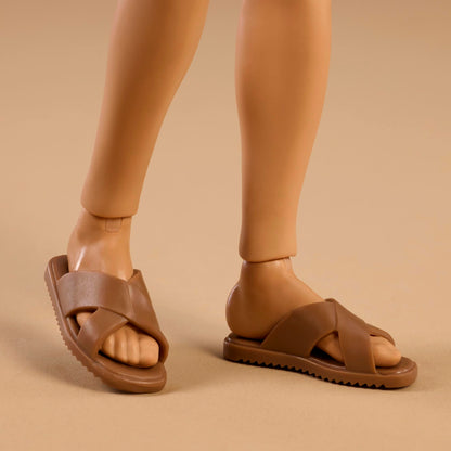 Barbie Basics Model 10 Ken Sammler-Modepuppe mit Monoprint-Outfit
