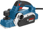 Bosch Professional GHO 26-82 D Elektrohobel. Blauer, ergonomischer Motorhobel für präzise Holzbearbeitung und Spanabnahme.