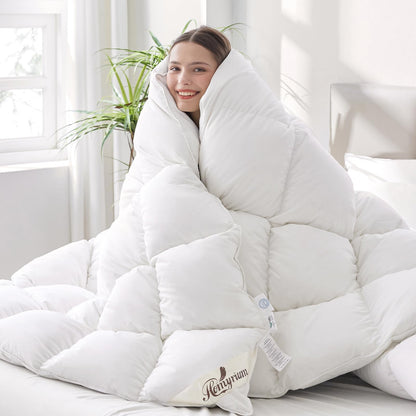 Homyrium Daunendecke Bettdecke Ganzjahres - 200x200cm 1600gr