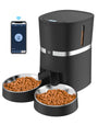WellToBe Smart WiFi Futterautomat für Katzen & Hunde – Schwarz: Schwarzer, rechteckiger Behälter. Spendet per App Futter für Haustiere.