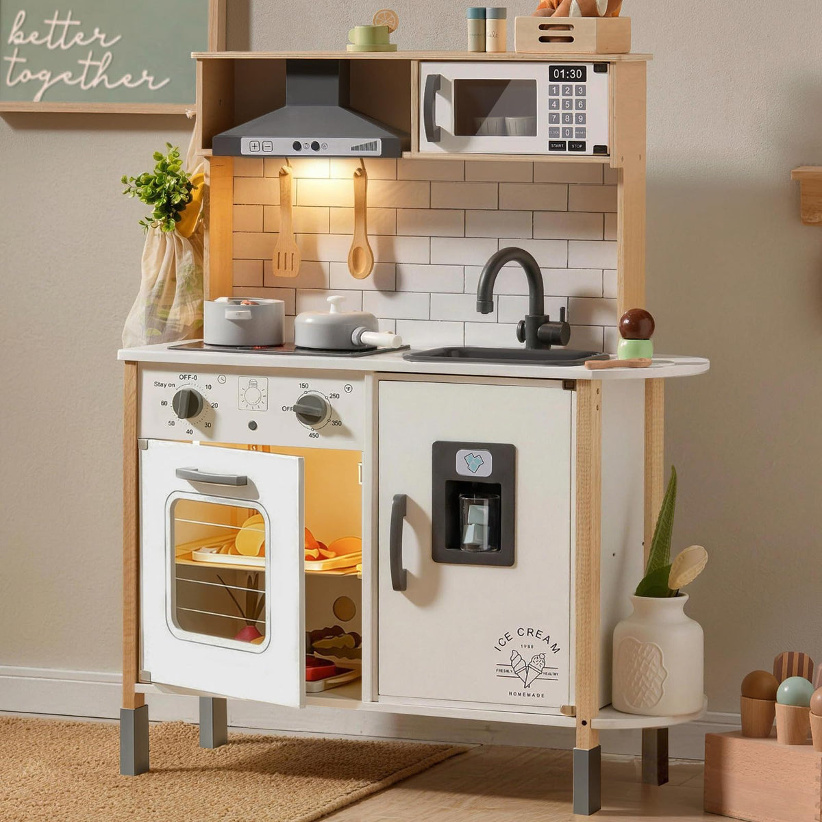 Tiny Land Kinderküche aus Holz mit Licht & Sound, 18-teilig, weiss, mit Mikrowelle und Eiswürfelspender