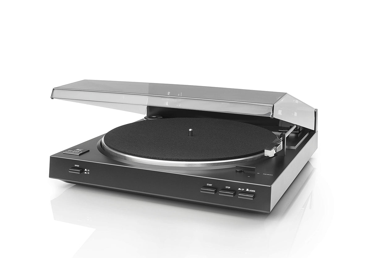 Dual DT 210-1 USB-Plattenspieler - 2 Geschwindigkeiten, Schwarz. Flaches, schwarzes Rechteckgehäuse mit Plattenteller und Tonarm. Spielt und digitalisiert Vinyl-Schallplatten (33/45 U/min).