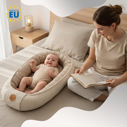 Totsy Baby Babynestchen Minky, tragbares Babynest 70-90 cm, Giraffen