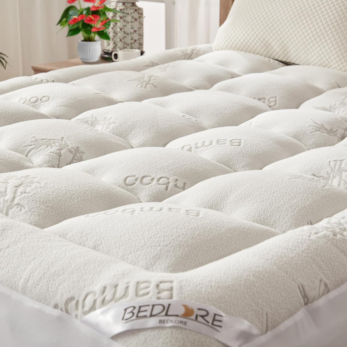 BEDLORE Matratzentopper 180x200 cm aus Bambus-Viskose, weiss, mit elastischen Taschen für Matratzen bis 40 cm