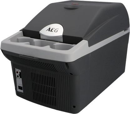 AEG Automotive Board-Bar BK 16. Rechteckige, schwarze 12V Kühl- und Warmhaltebox, 16L Volumen zum Temperieren im KFZ.