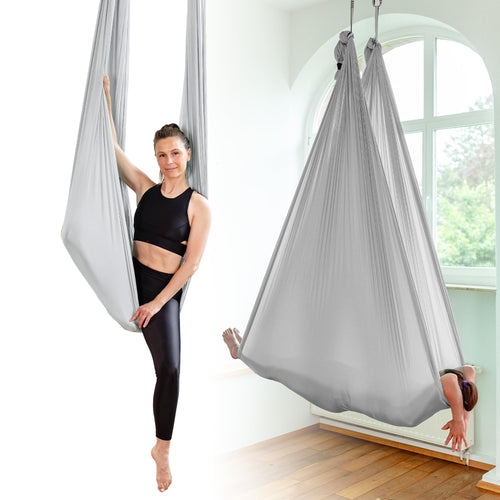 Yosana Hängematte Nylon Komplettset 5m - Silbergrau. Robuste Nylongewebe-Hängematte in Silbergrau, 5m lang. Zum Entspannen im Freien, zwischen Bäumen gespannt.