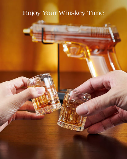 Kollea Whiskey-Dekanter Set in Waffenform mit 2 Gläsern, 450 ml