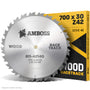 Amboss Werkzeuge HM Kreissägeblatt Brennholz - 700x30 Z42 WZ. Rundes, silbernes Blatt mit 42 Hartmetall-WZ-Zähnen zum Brennholzsägen.