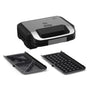 Tefal Jamie Oliver 2-in-1 Sandwich-Waffel-Kombigerät - SW70J810. Rechteckiges, silber-schwarzes Gerät zum Zubereiten von Sandwiches und Waffeln.