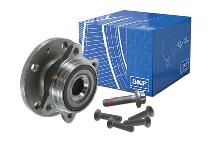 SKF VKBA 3643 Radlagersatz: Metallischer Zylinder mit schwarzem ABS-Sensor. Ermöglicht reibungslose Radrotation und präzise ABS-Messung.