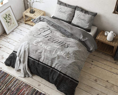 Sleeptime True Dreams Bettwäsche 4-teilig – 155x220cm. Rechteckiges Textil-Set zum Beziehen von Bettdecken und Kissen für komfortablen Schlaf.