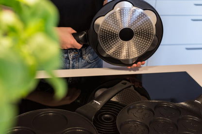endusor Pancakepfanne Ø 26 cm mit 4 Formen für alle Herdarten