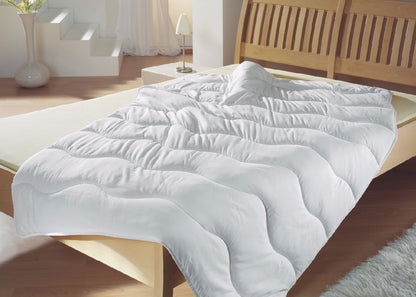 MB Warenhandel24 Bettenset 4-teilig Steppbett 135x200 Kopfkissen 80x80