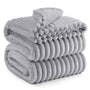 BEDSURE Kuscheldecke 220x240 cm, Flanell-Fleecedecke, Hellgrau, weiches Fleece mit Streifenmuster