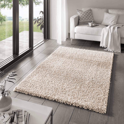 Taracarpet Venezia moderner Shaggy Teppich Hochflor - Creme 200x250 cm. Rechteckiger, cremefarbener Hochflor-Shaggy für gemütliche Wohnräume.