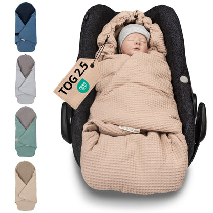 ULLENBOOM Einschlagdecke für Kindersitz & Kinderwagen - Sand. Sandfarbene Einschlagdecke. Hält Baby warm in Babyschale & Kinderwagen.