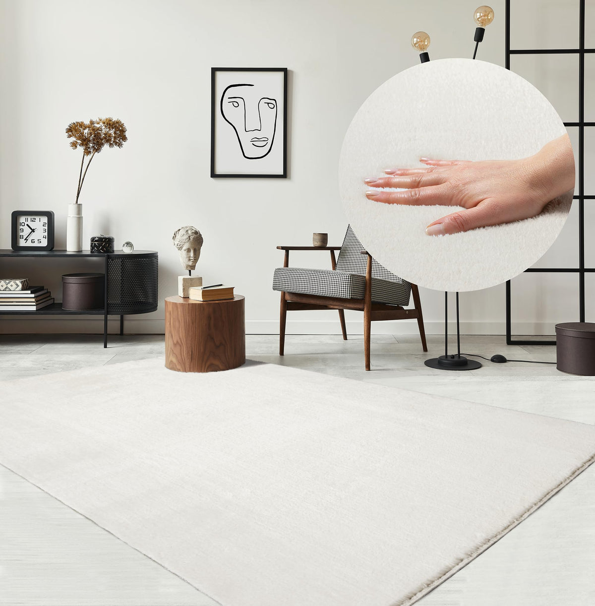 the carpet Relax Kurzflor Teppich, Felloptik, Creme, 240 x 340 cm, flauschiger Flor aus Polyester