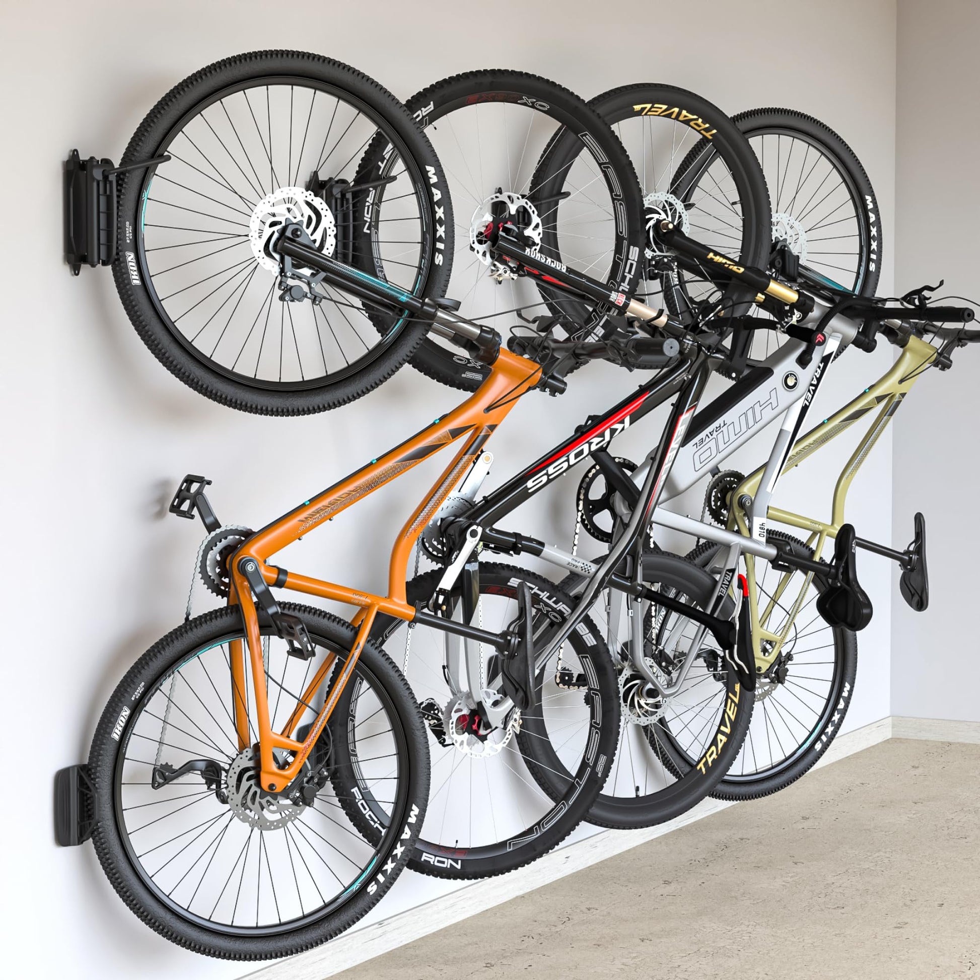 monTEK Schwenkbare Fahrrad Wandhalterung - Platzsparend. Schwarze Metallkonstruktion. Hält Fahrrad sicher an der Wand zur platzsparenden Aufbewahrung.