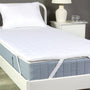 Amazon Basic Matratzenauflage Schaumkern 6cm - 120x200cm Weiss, weiße Schaumstoffplatte erhöht Liegekomfort und schont die Matratze.