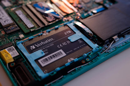 Verbatim Vi550 S3 SSD 2 TB - 2.5" SATA III intern