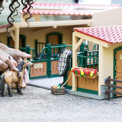 SCHLEICH Farm World Pferdestall Set 42195 inkl. 2 Pferden