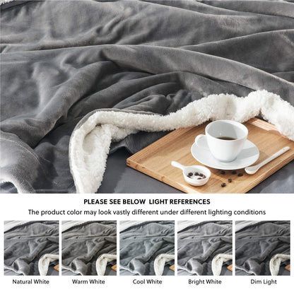 Bedsure Kuscheldecke Sherpa Flanell Wohndecke, Grau, 220 x 240 cm