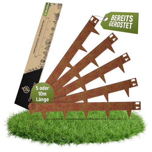 GardenGrace Rasenkante Cortenstahl Beeteinfassung. Lange, rostbraune Cortenstahl-Streifen trennen Rasen und Beete präzise. Für klare Gartengrenzen.