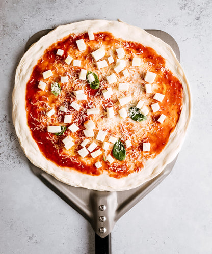 AMZBBQ Pizzaschieber perforiert aus harteloxiertem Aluminium, 40 cm